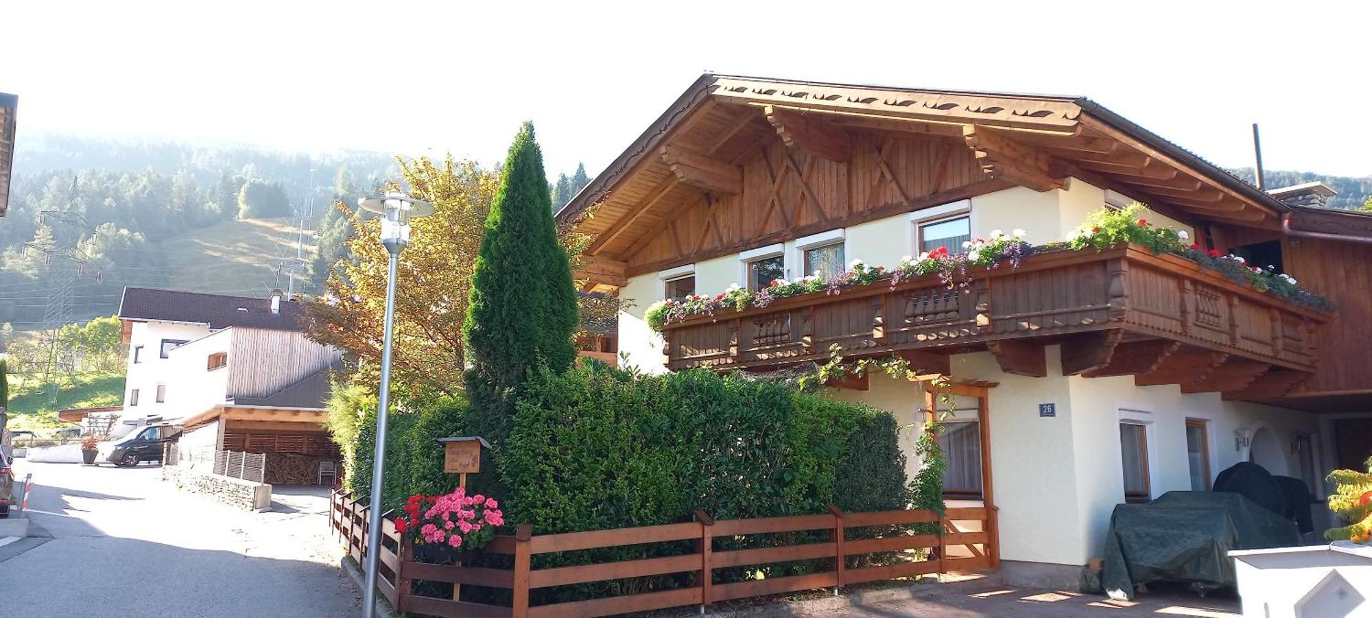 Ferienwohnung Goetzner Auszeit อินส์บรุค ภายนอก รูปภาพ